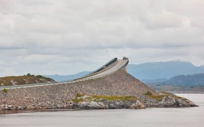 Ruta por la Carretera del Atlántico en Noruega: Mis 4 Paradas Favoritas Más Allá del Puente Curvo